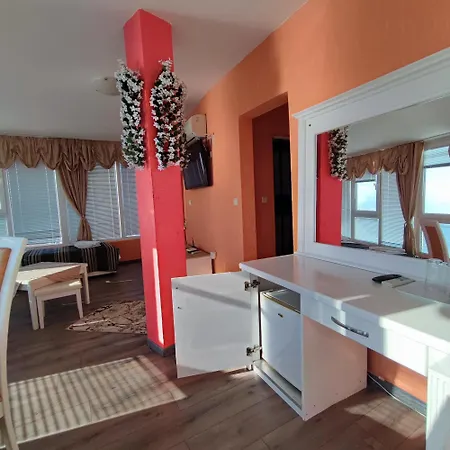 Family Paros Hotel 3*