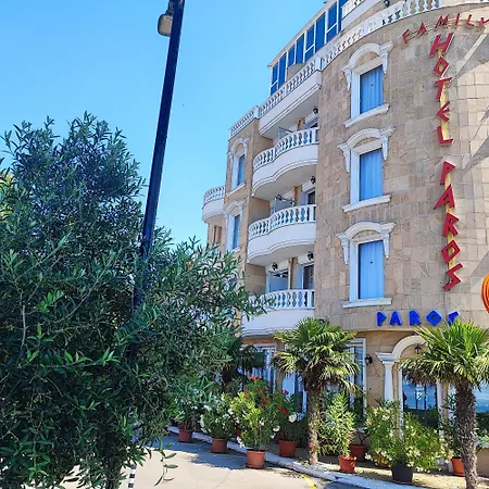 호텔 Family Paros 포마리