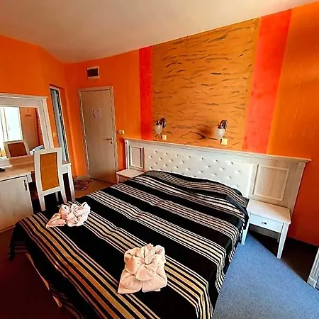 Otel Family Paros