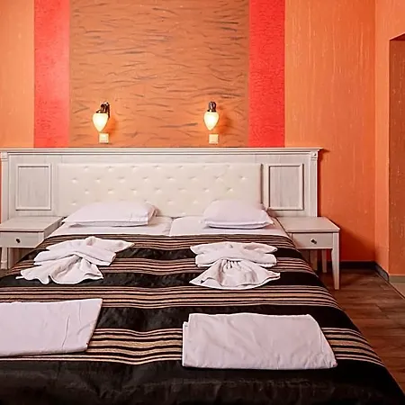 Otel Family Paros 3*