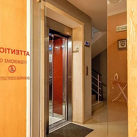 Family Paros Otel 3*